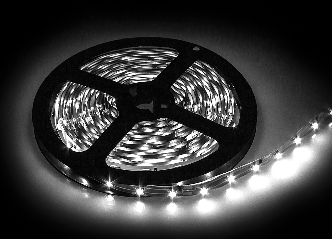 Лента светодиодная LS 28WW-60/33 60LED 4.8Вт/м 12В IP33 теплый белый 3000K IN HOME арт. 4690612023137 - 4690612023137